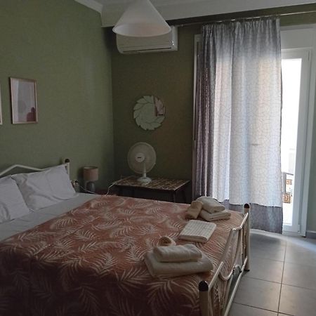 Sea Apartment Nea Peramos  Ngoại thất bức ảnh
