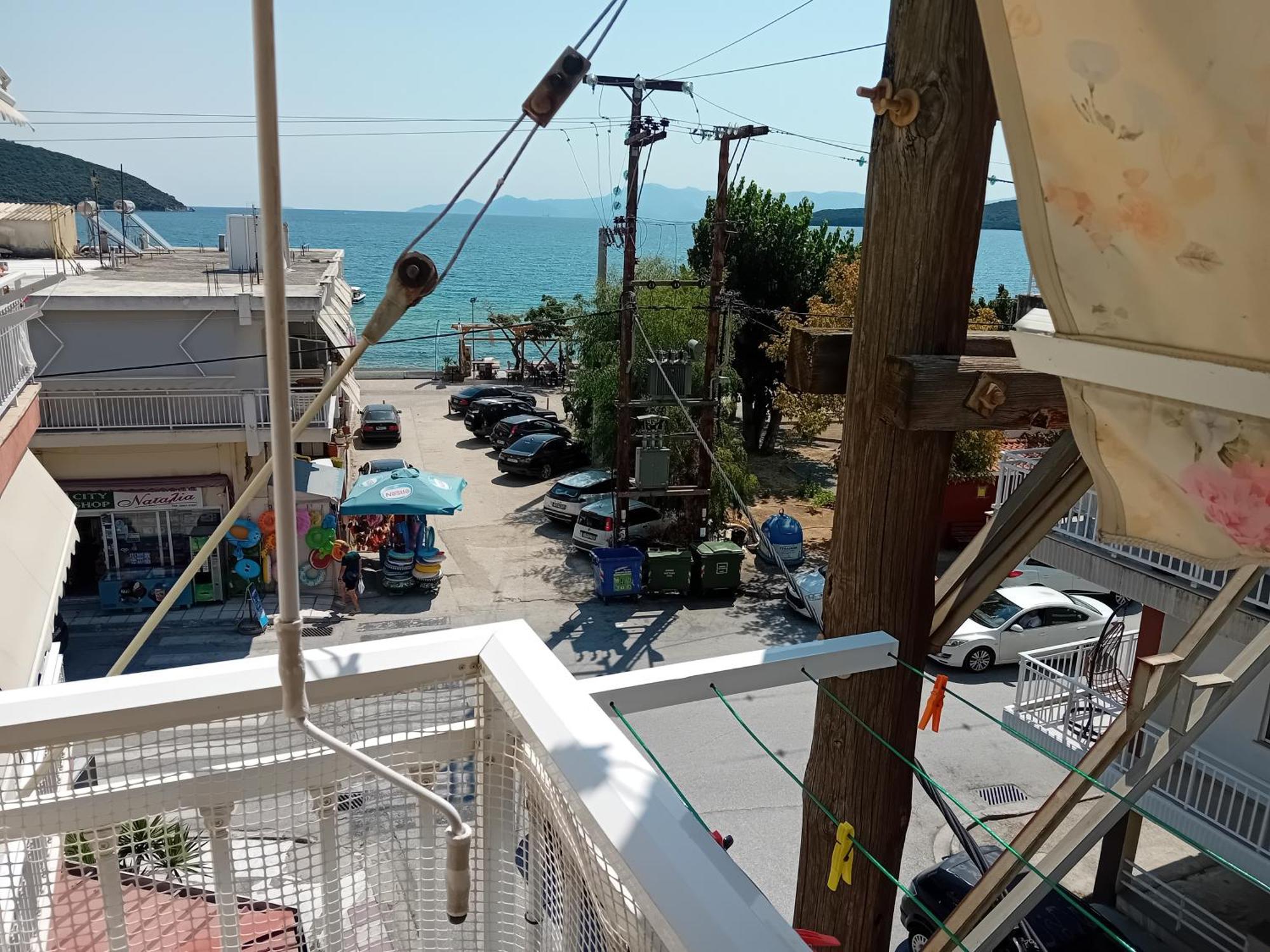 Sea Apartment Nea Peramos  Ngoại thất bức ảnh